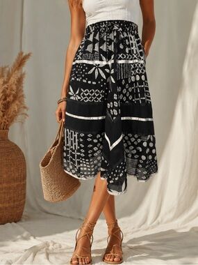 Silver Stream Black & White Boho Handkerchief Hem Skirt | One Size (1315)